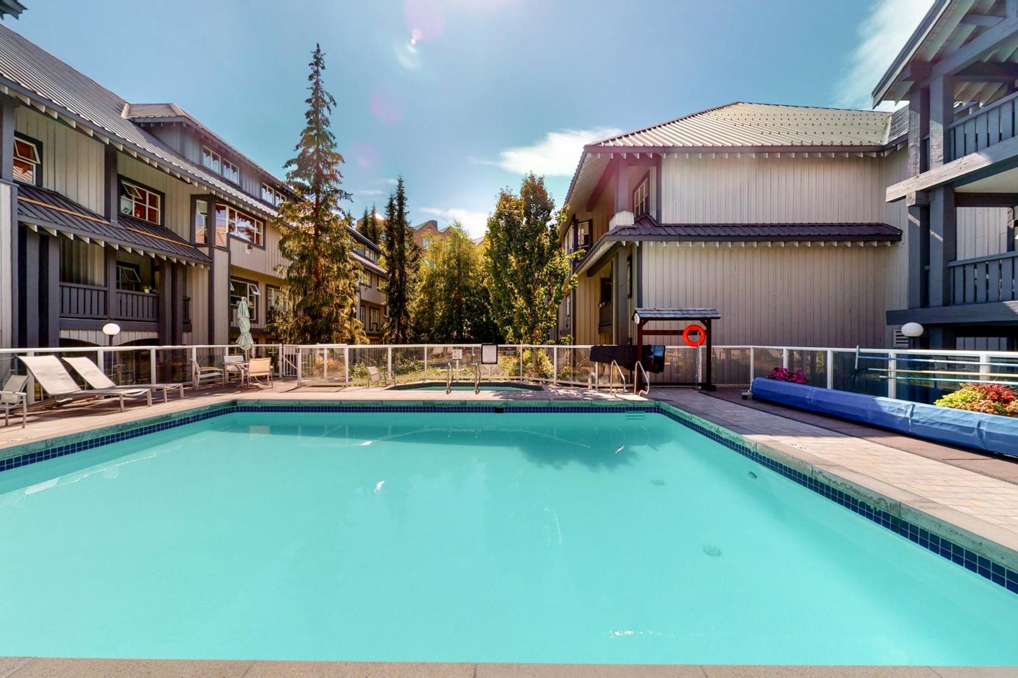 Glacier Lodge Whistler Exterior foto